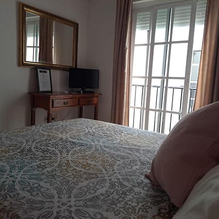 Hostal Montys نيرخا المظهر الخارجي الصورة
