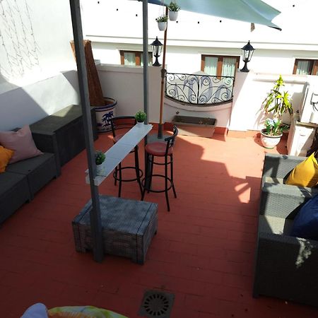 Hostal Montys نيرخا المظهر الخارجي الصورة