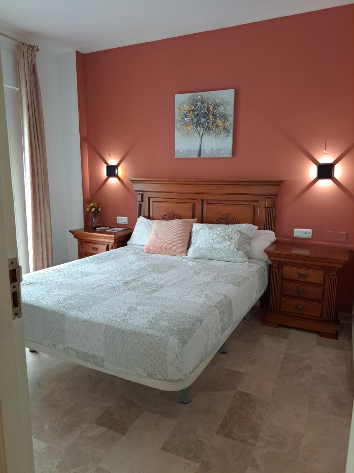 Hostal Montys نيرخا المظهر الخارجي الصورة